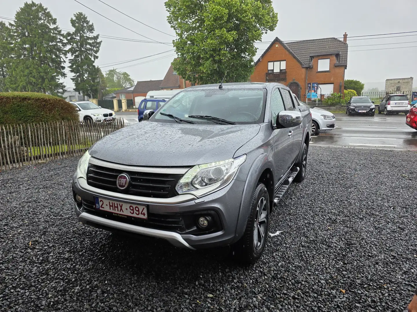 Fiat Fullback 2.4 D 4WD LX Grau - 2