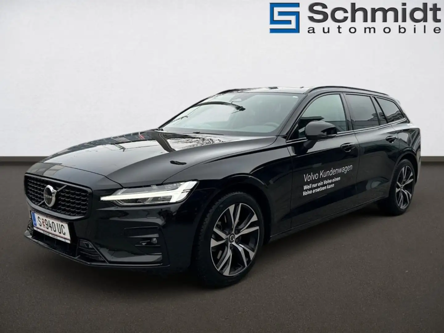 Volvo V60 Plus, B4 Mild Hybrid, Benzin, Dark Schwarz - 2