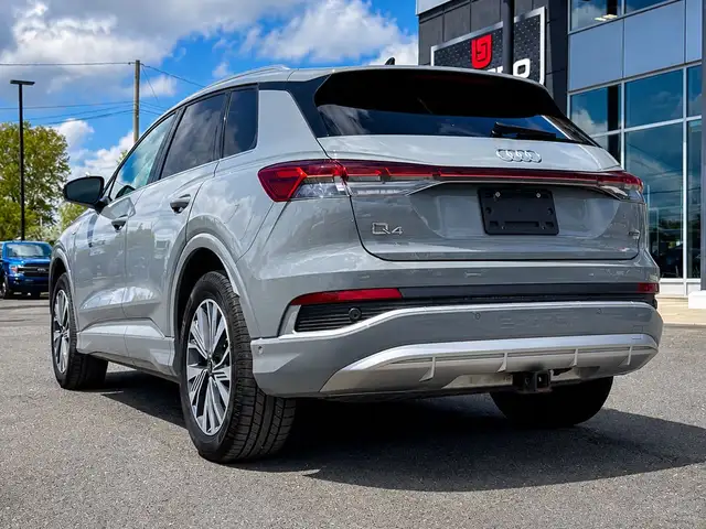 Audi Q4 e-tron 2023 — photo 3