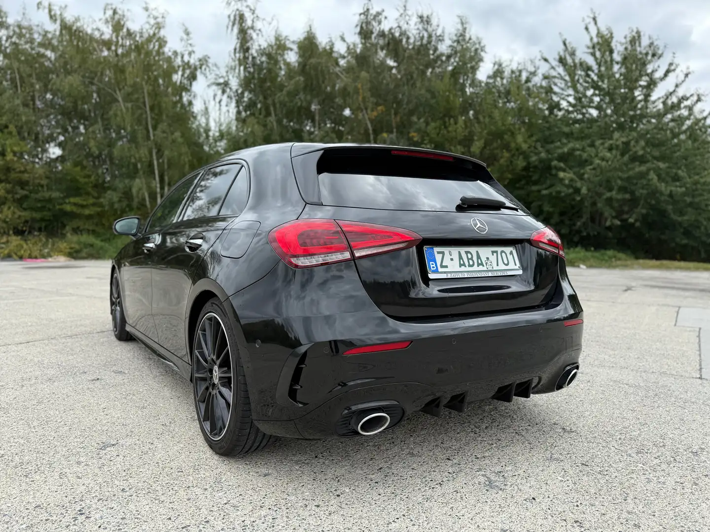 Mercedes-Benz 200 AMG Zwart - 2