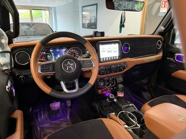 Jeep Wrangler view 5