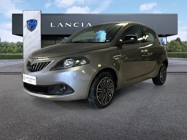 Lancia Ypsilon 1.0 FireFly 70cv S&S Hybrid GOLD