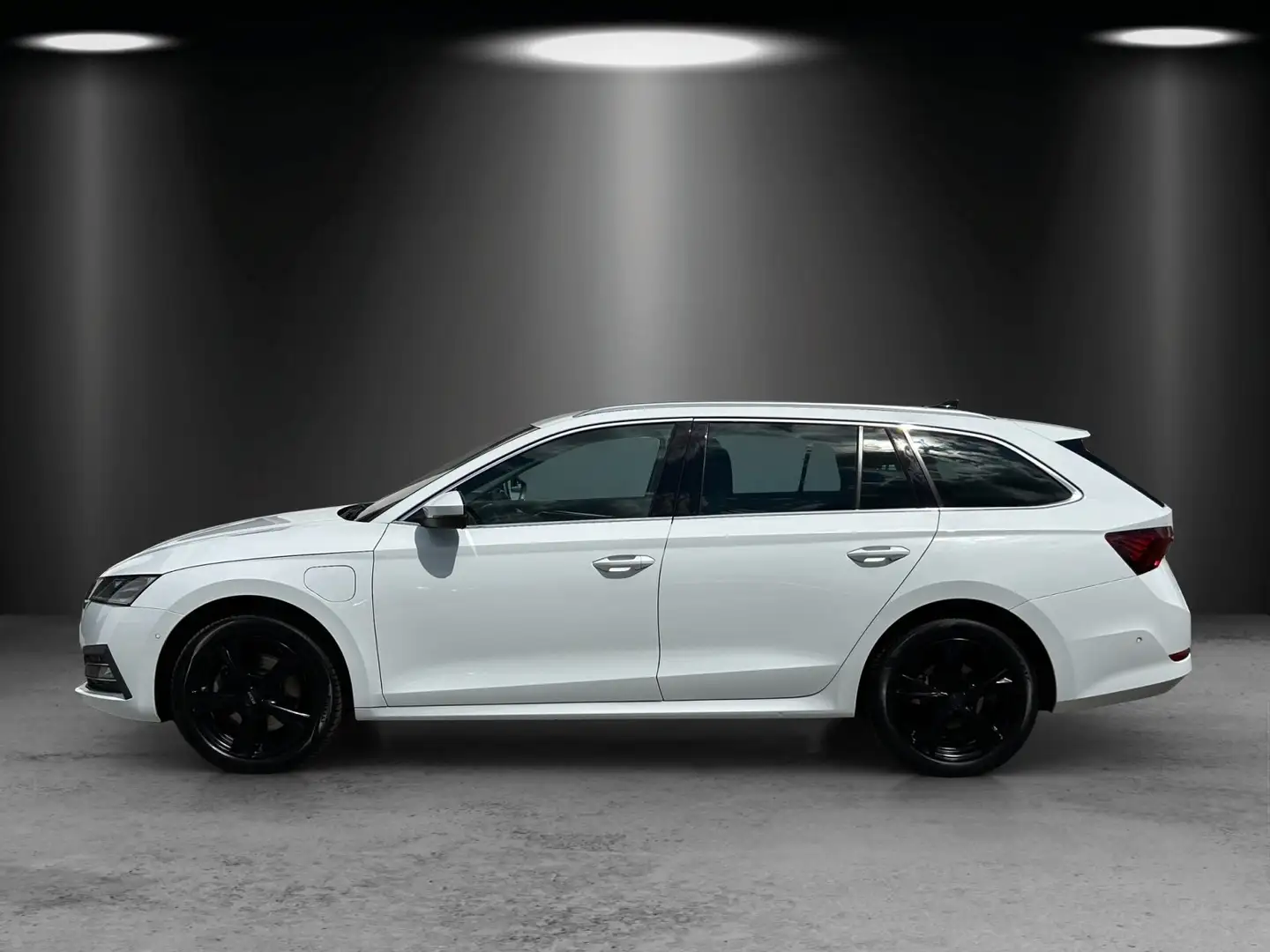 Skoda Octavia Combi 1.4 TSI iV Style/KAMERA/VIRTUAL/ Weiß - 2