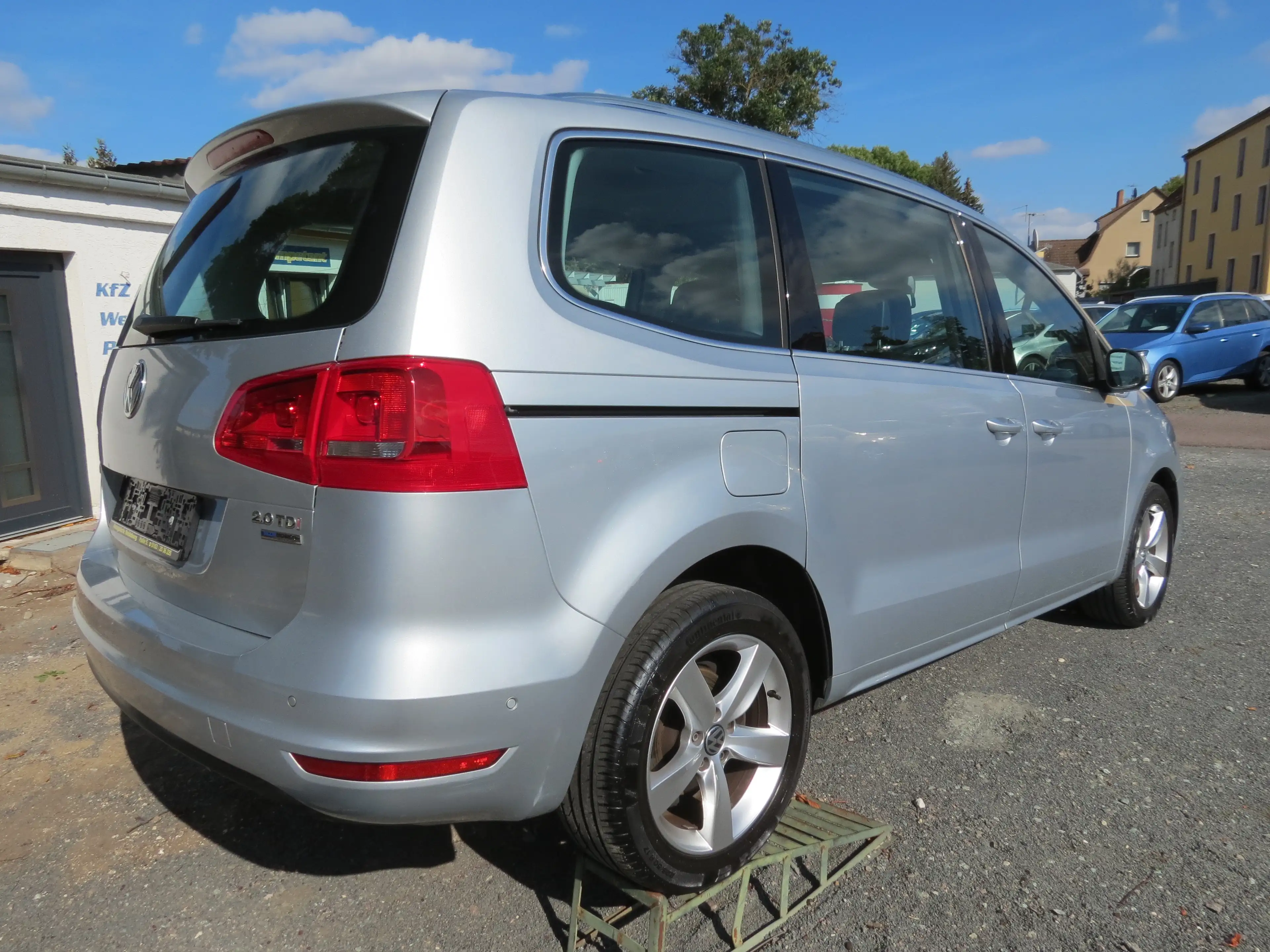 Volkswagen Sharan Highline BMT el.Schiebetüren!!Pano!Leder! TOP! — photo 7
