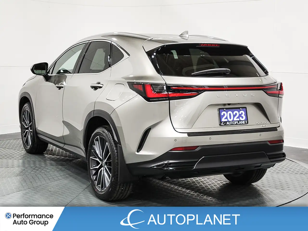 Lexus NX fotografie Lexus NX
