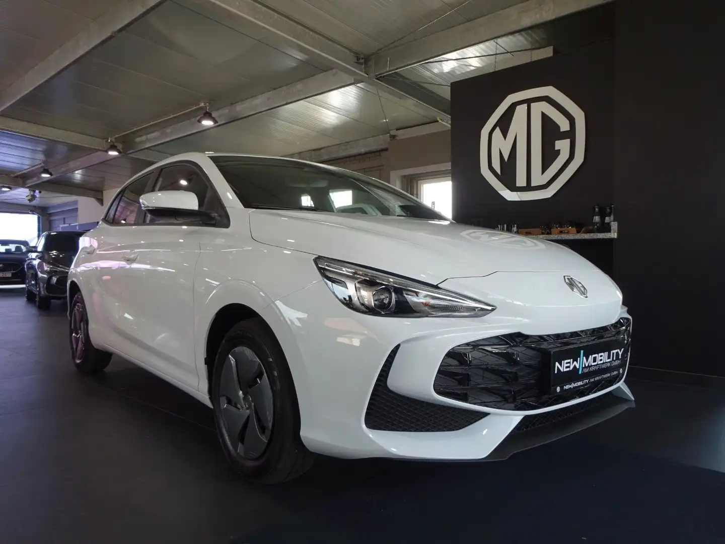 MG MG3 Standard HEV MY24 Weiß - 1