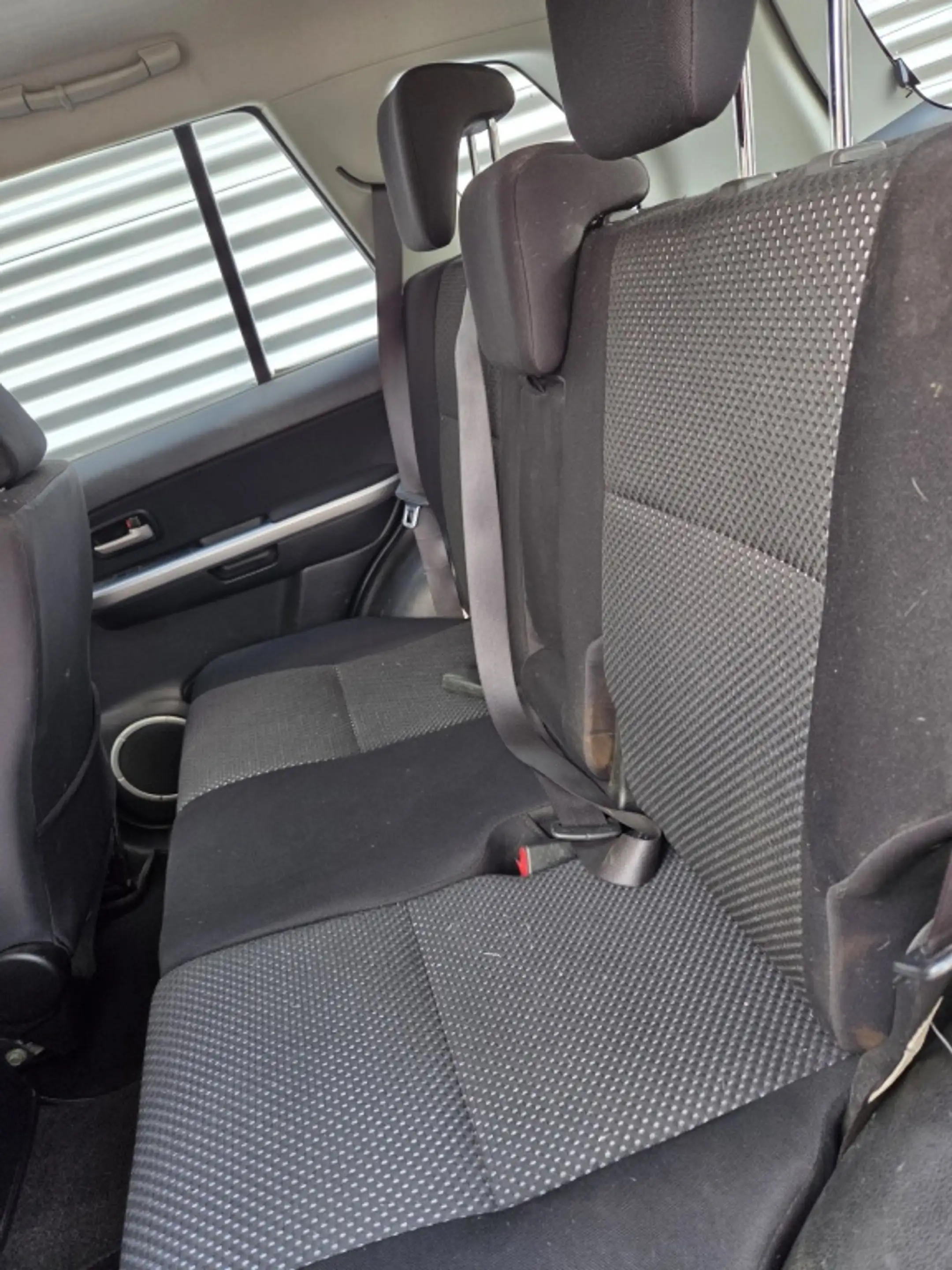 Suzuki Grand Vitara 2.0-16V Exclusive — photo 8