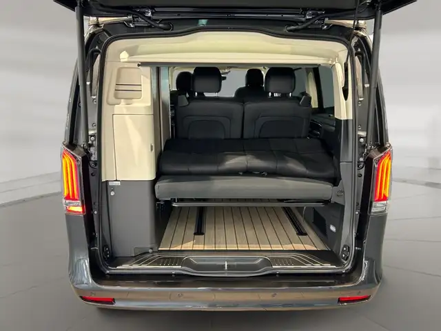 Mercedes-Benz Marco Polo view 14