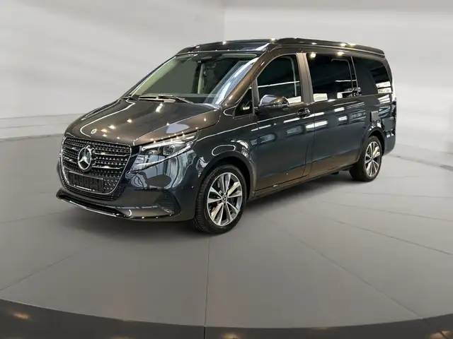Mercedes-Benz Marco Polo view 2