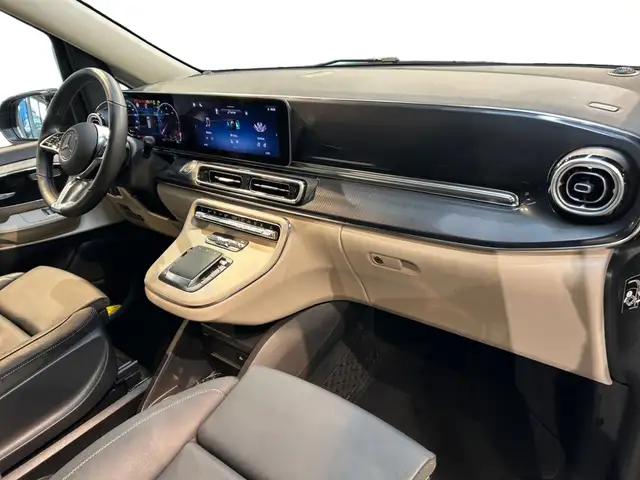 Mercedes-Benz Marco Polo view 5