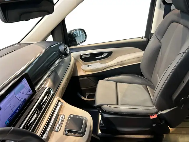 Mercedes-Benz Marco Polo view 6