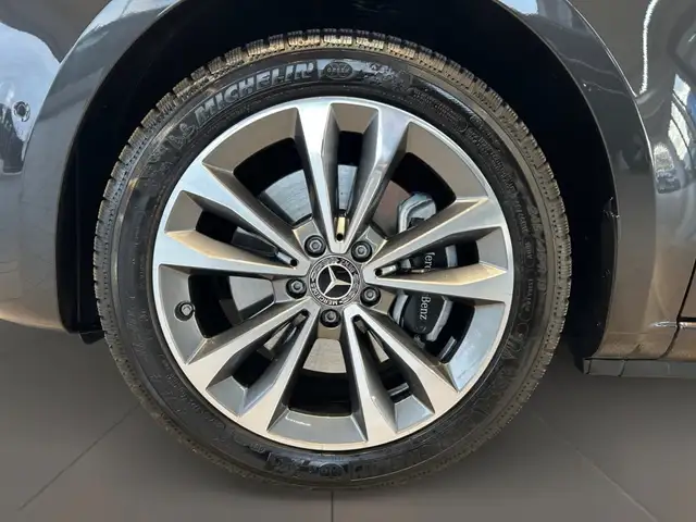 Mercedes-Benz Marco Polo view 10