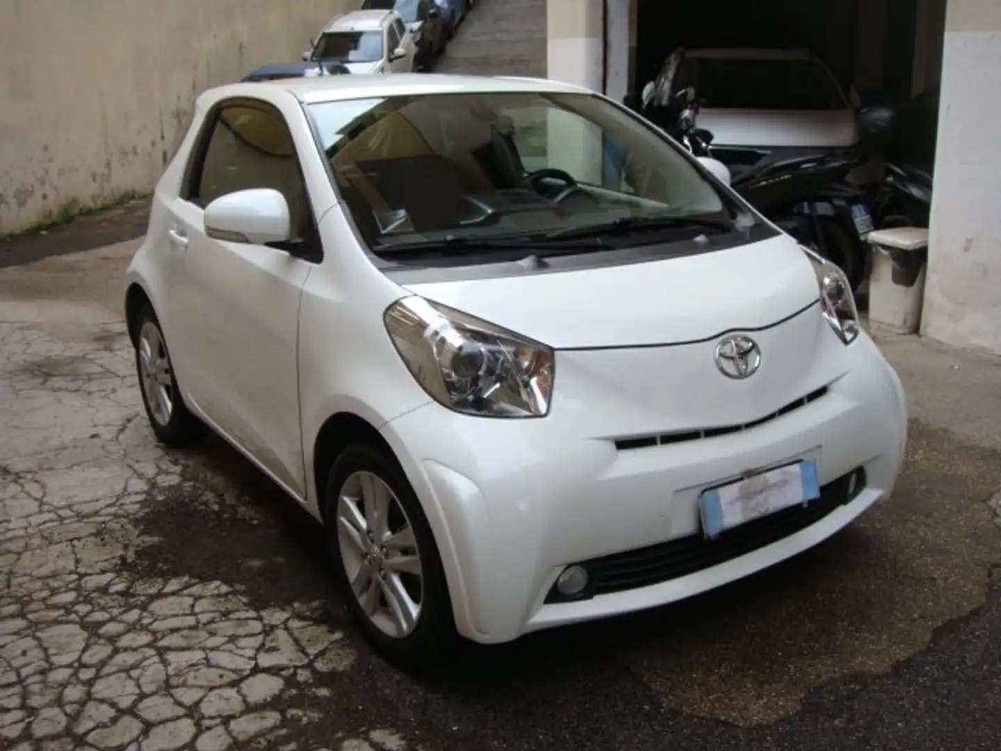 Toyota iQ iQ 1.3 Executive s Bianco - 1