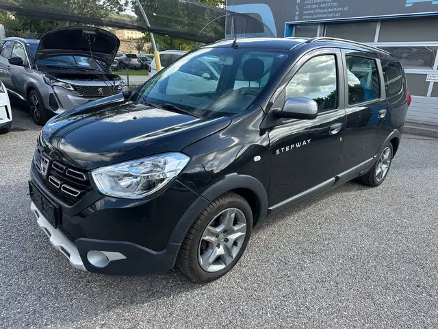 Dacia Lodgy Stepway TCe 130 7-Sitzer-Navi-Carplay