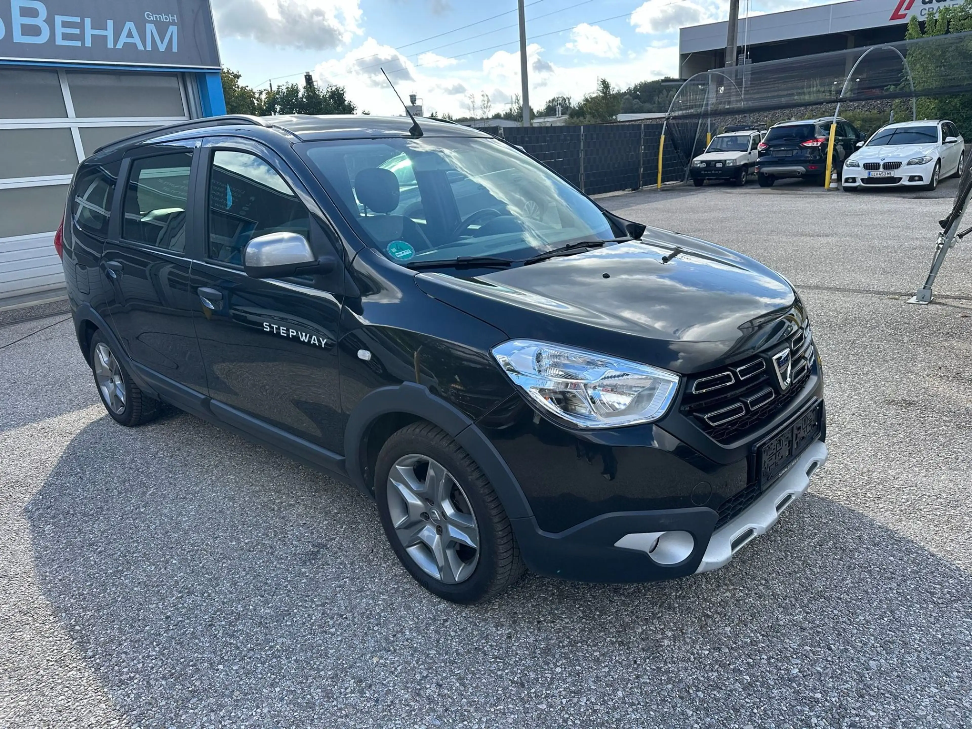 Dacia Lodgy Stepway TCe 130 7-Sitzer-Navi-Sitzhzg. — photo 3
