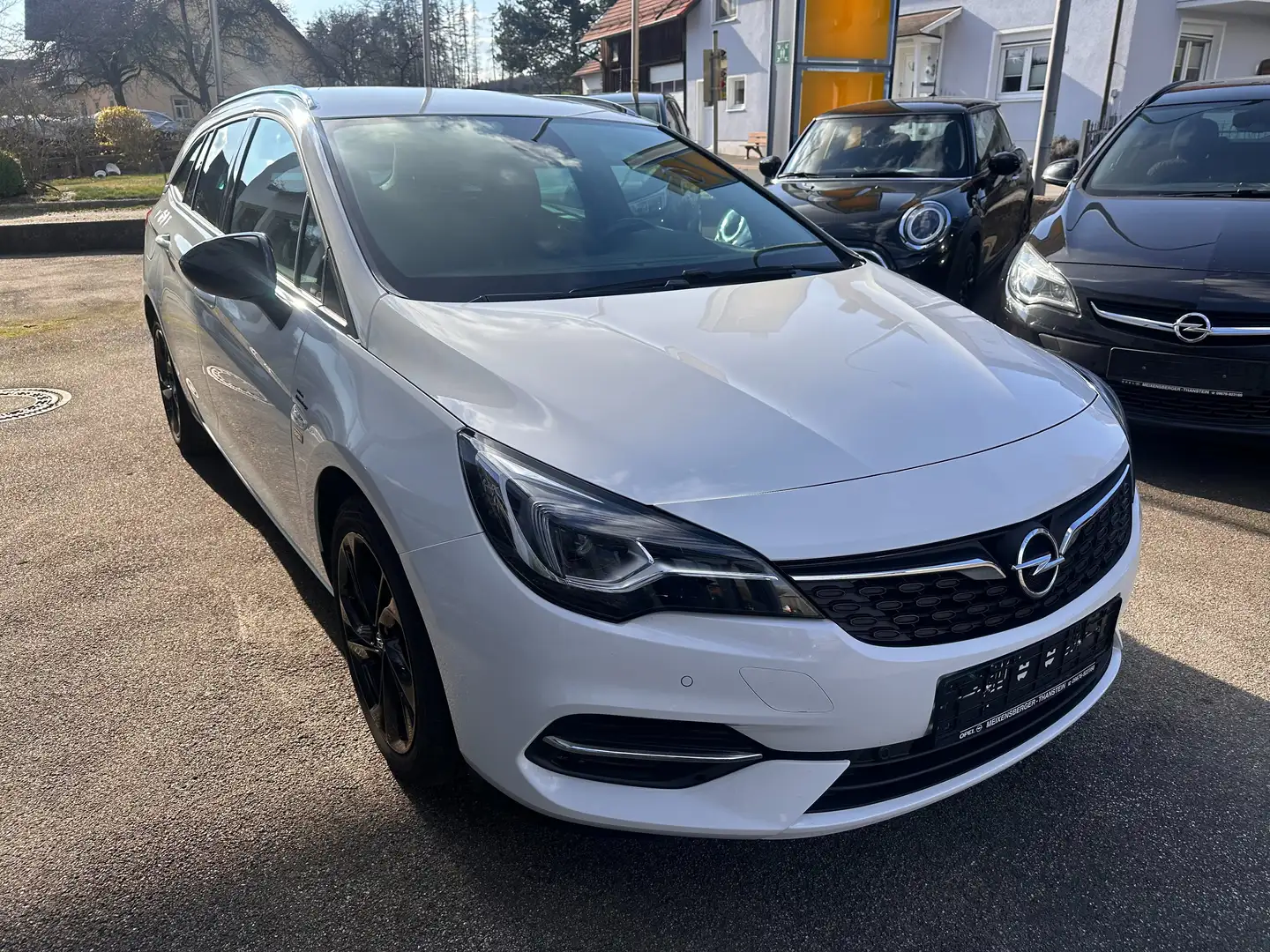 Opel Astra Anhkupplung Navi VollLED RKamera SitzLenkradheiz Wit - 2