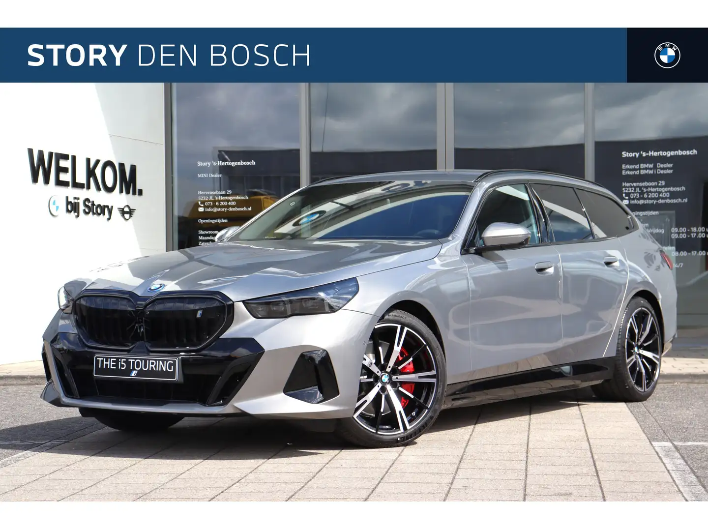 BMW i5 Touring eDrive40 High Executive M Sport / Trekhaak Grijs - 1
