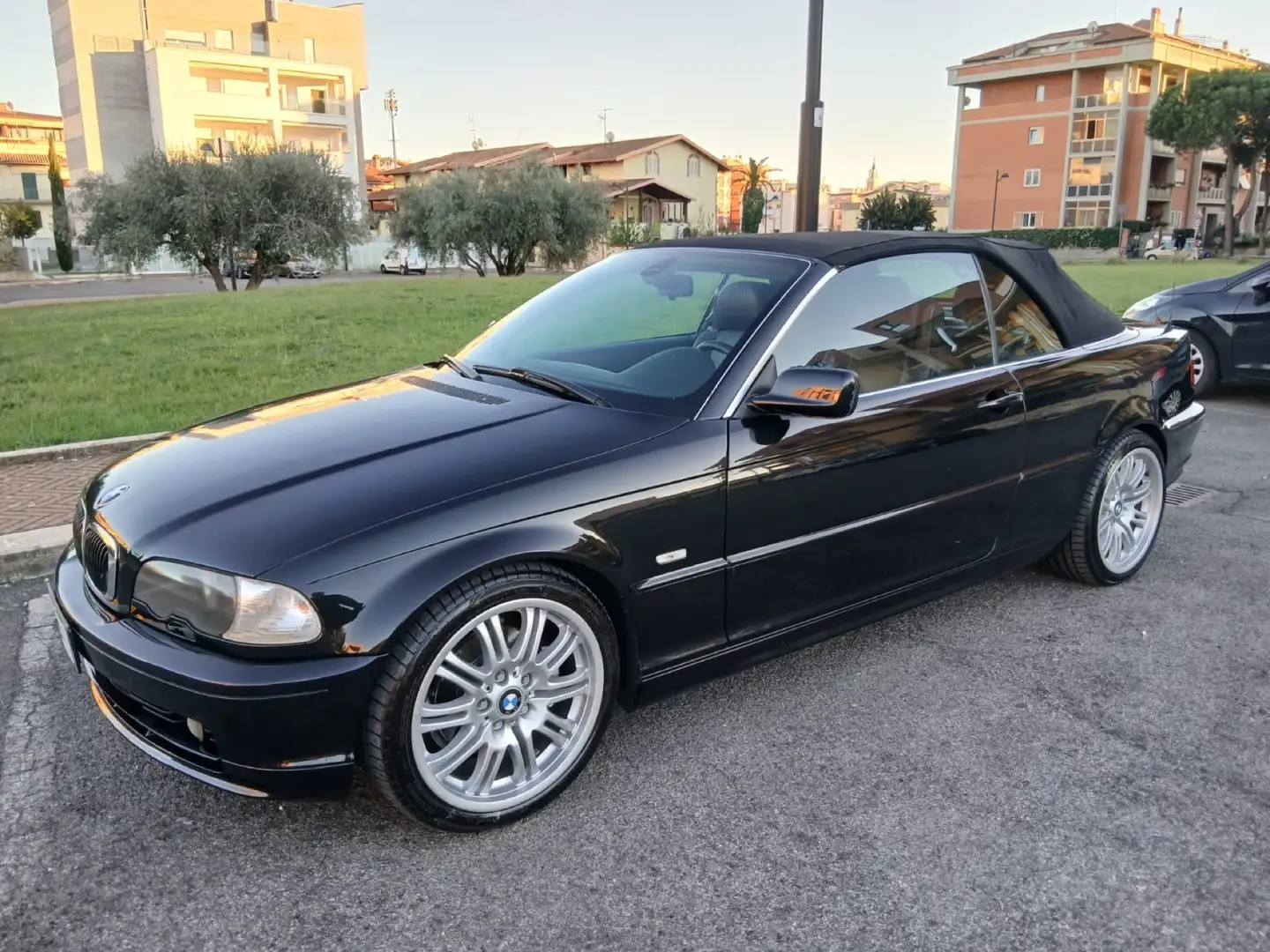 BMW 325 325i Cabrio c/2airbag auto - 1