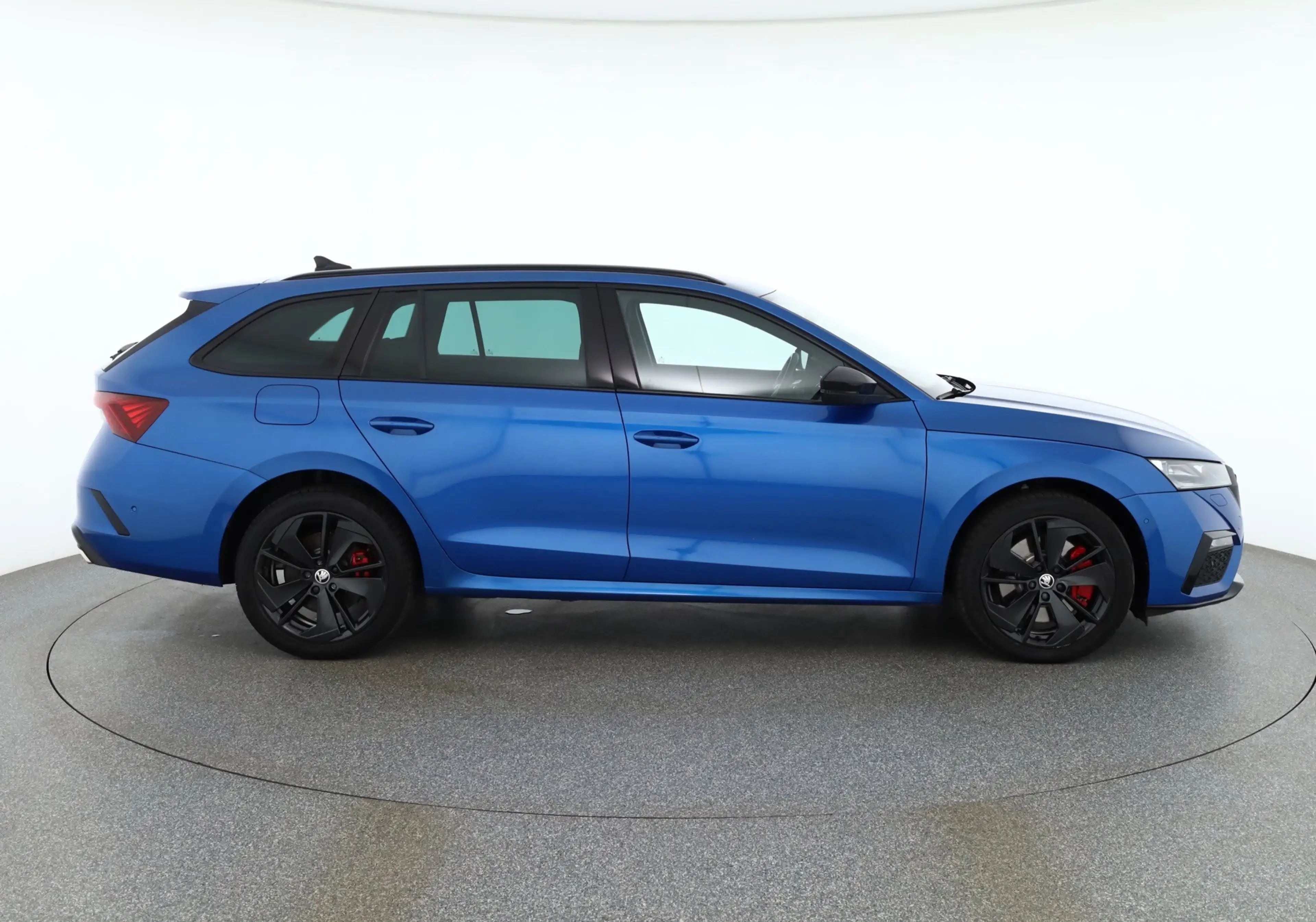 Skoda Octavia Combi RS 1.4 TSI DSG iV LED Navi Kamera — photo 6