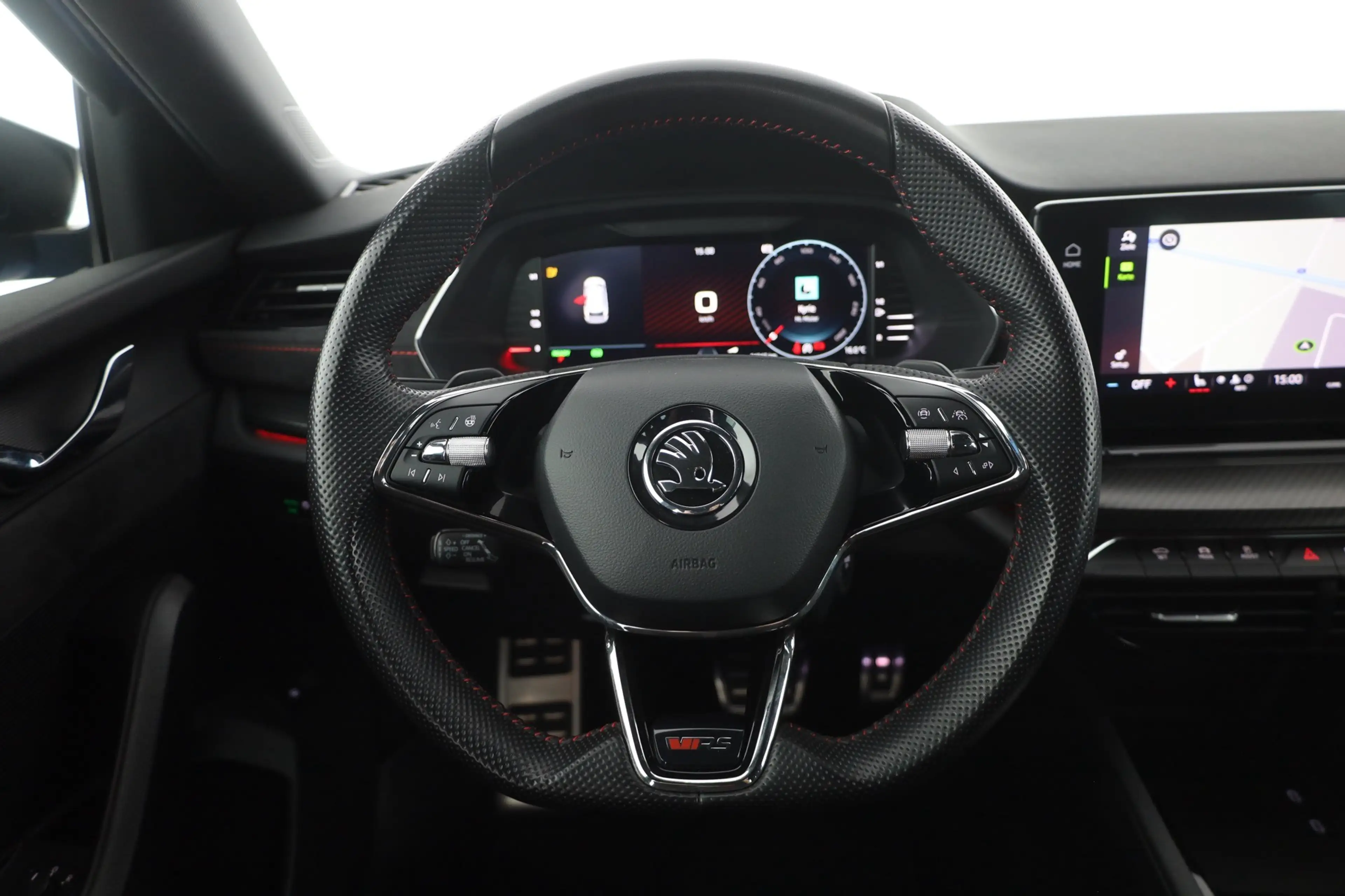 Skoda Octavia Combi RS 1.4 TSI DSG iV LED Navi Kamera — photo 15