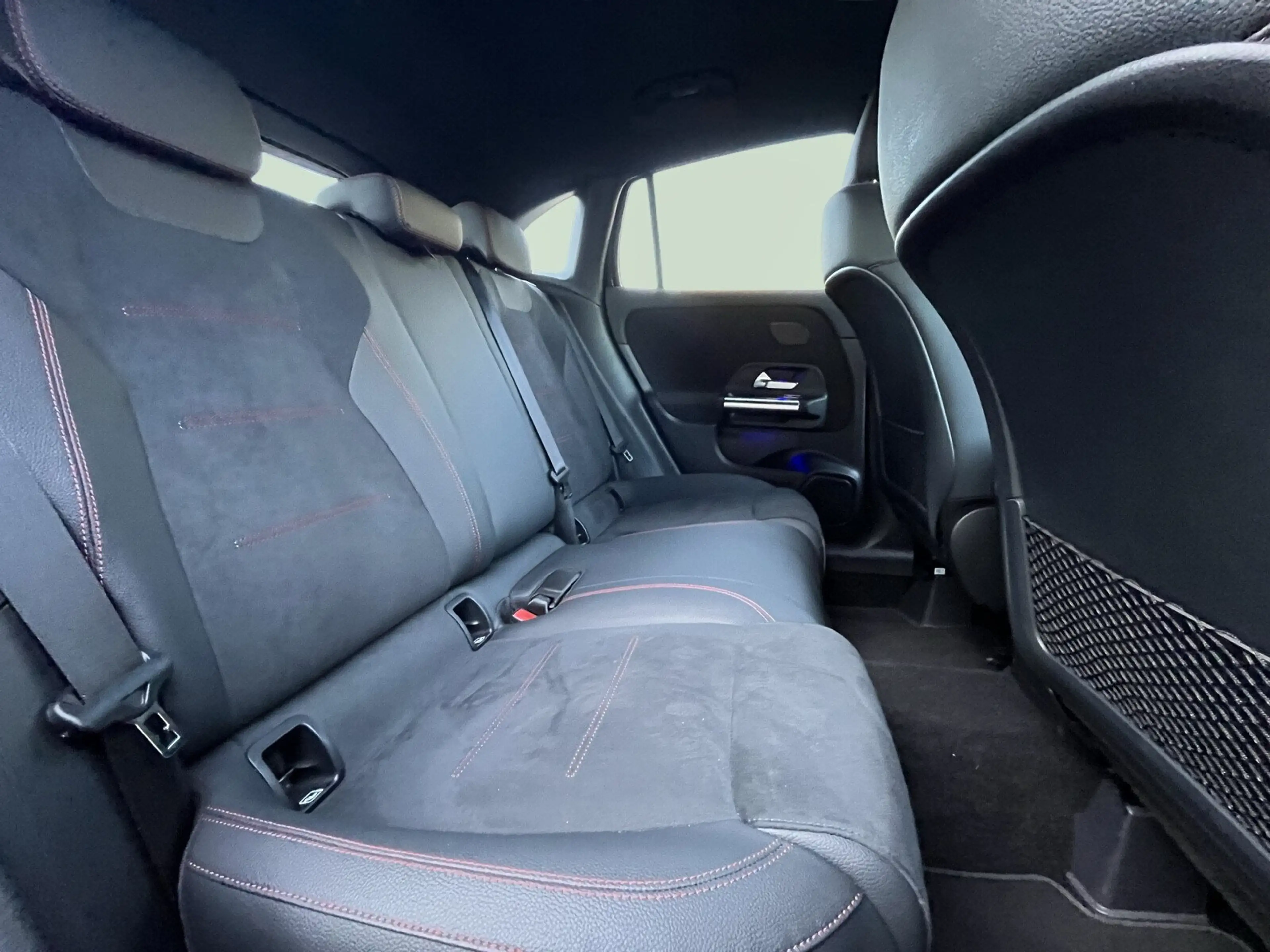 Mercedes-Benz GLA 200 GLA 200 d AMG*NIGHT*DISTR*360*KEYL*MLED*SHZ*LHZ* — photo 14