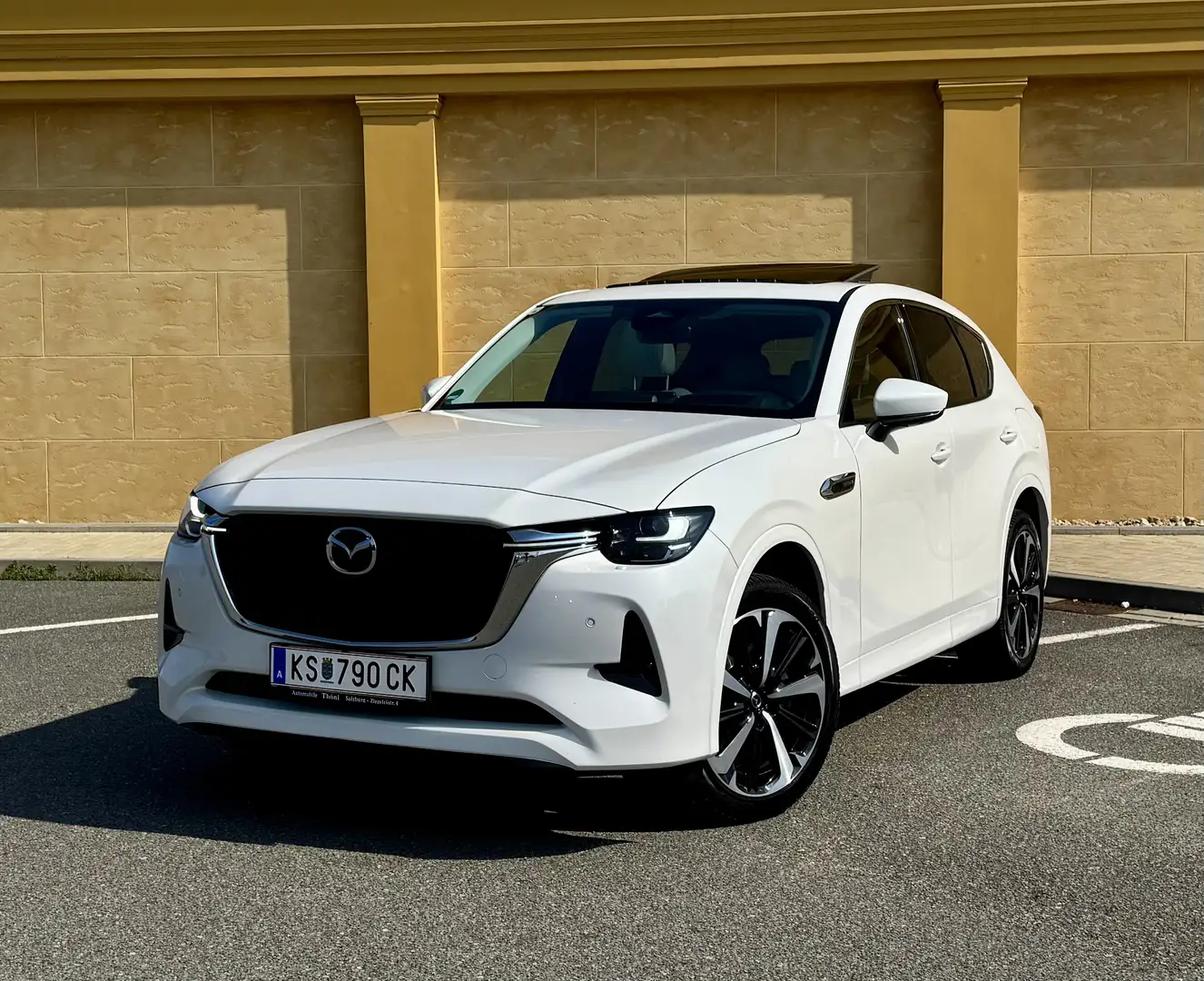 Mazda CX-60 3.3L e-SKYACTIV D TAKUMI Aut. Takumi Weiß - 1