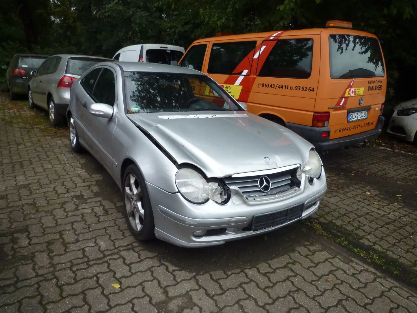 Mercedes-Benz CL 220 Silber - 1
