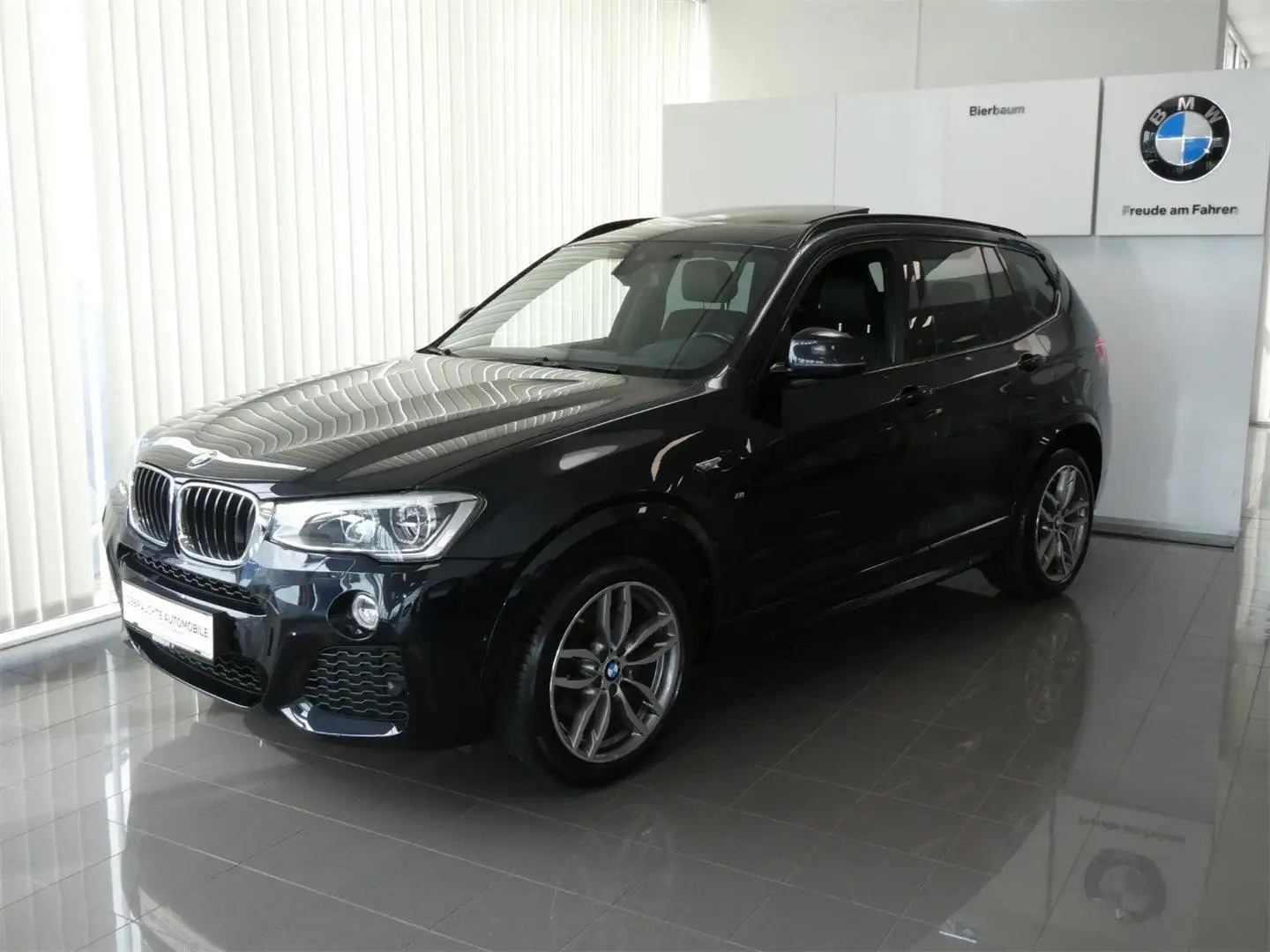 BMW X3 xDrive20d Noir - 1