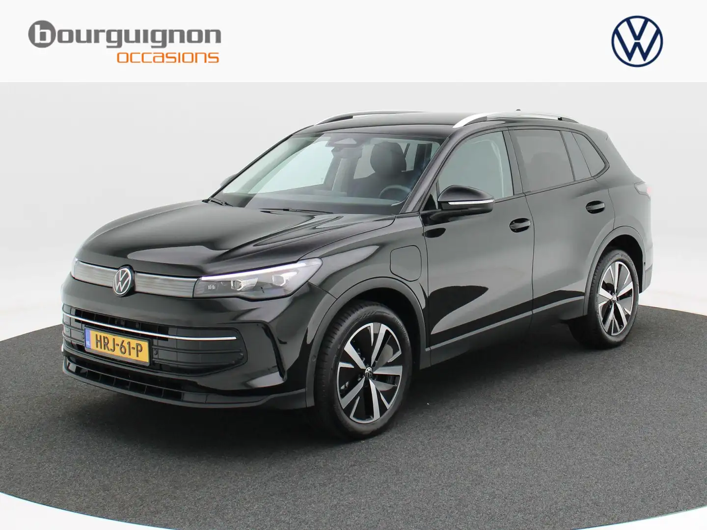Volkswagen Tiguan 1.5 eHybrid 204 Pk Automaat Life Edition | Trekhaa Zwart - 1
