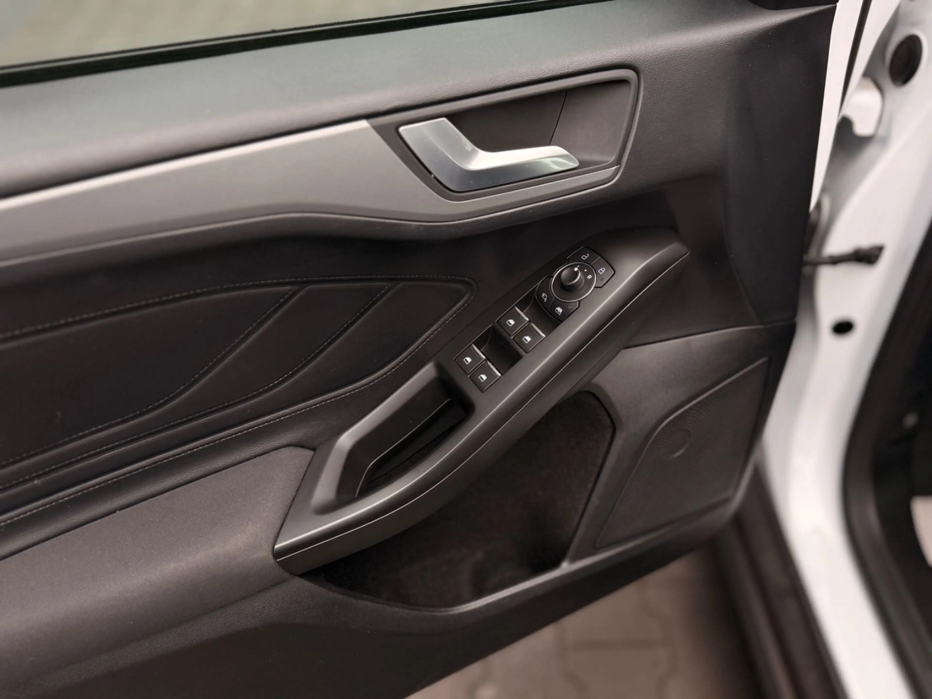 Ford Focus Lim. 1.0 Eco Boost Cool & Connect Kamera — photo 7