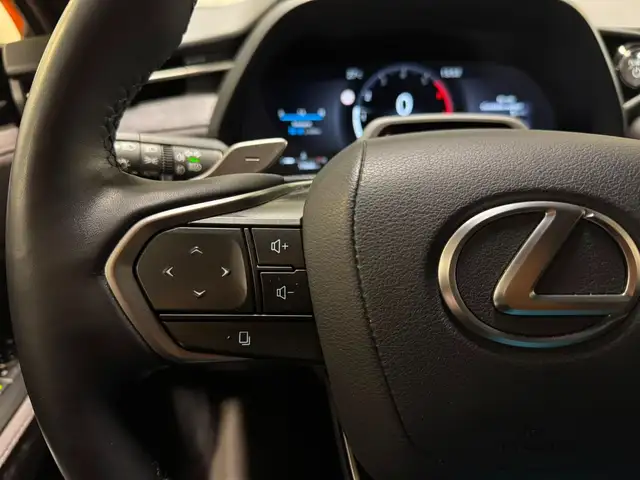 Lexus LBX view 11