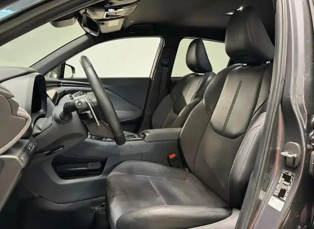 Lexus LBX view 7