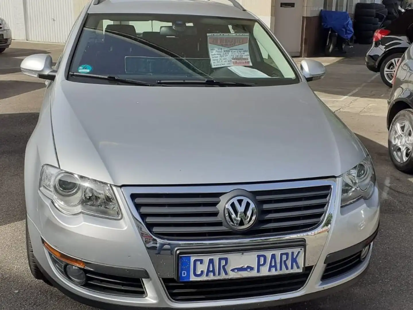 Volkswagen Passat Variant 1.6 Comfortline Plateado - 1