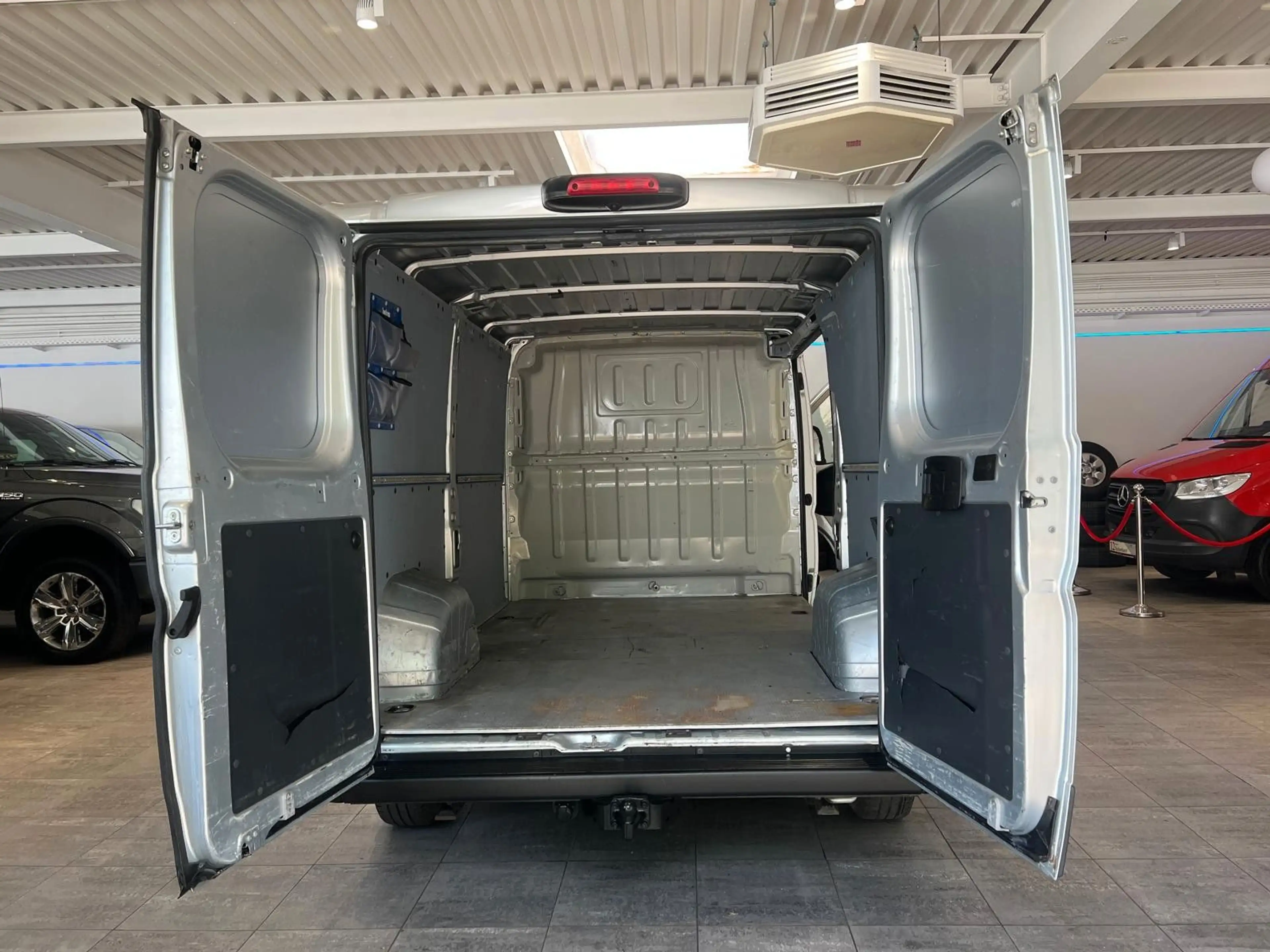 Peugeot Boxer HDI *Lange Version*L2-H1*Klima*Kamera*1.HD — photo 7