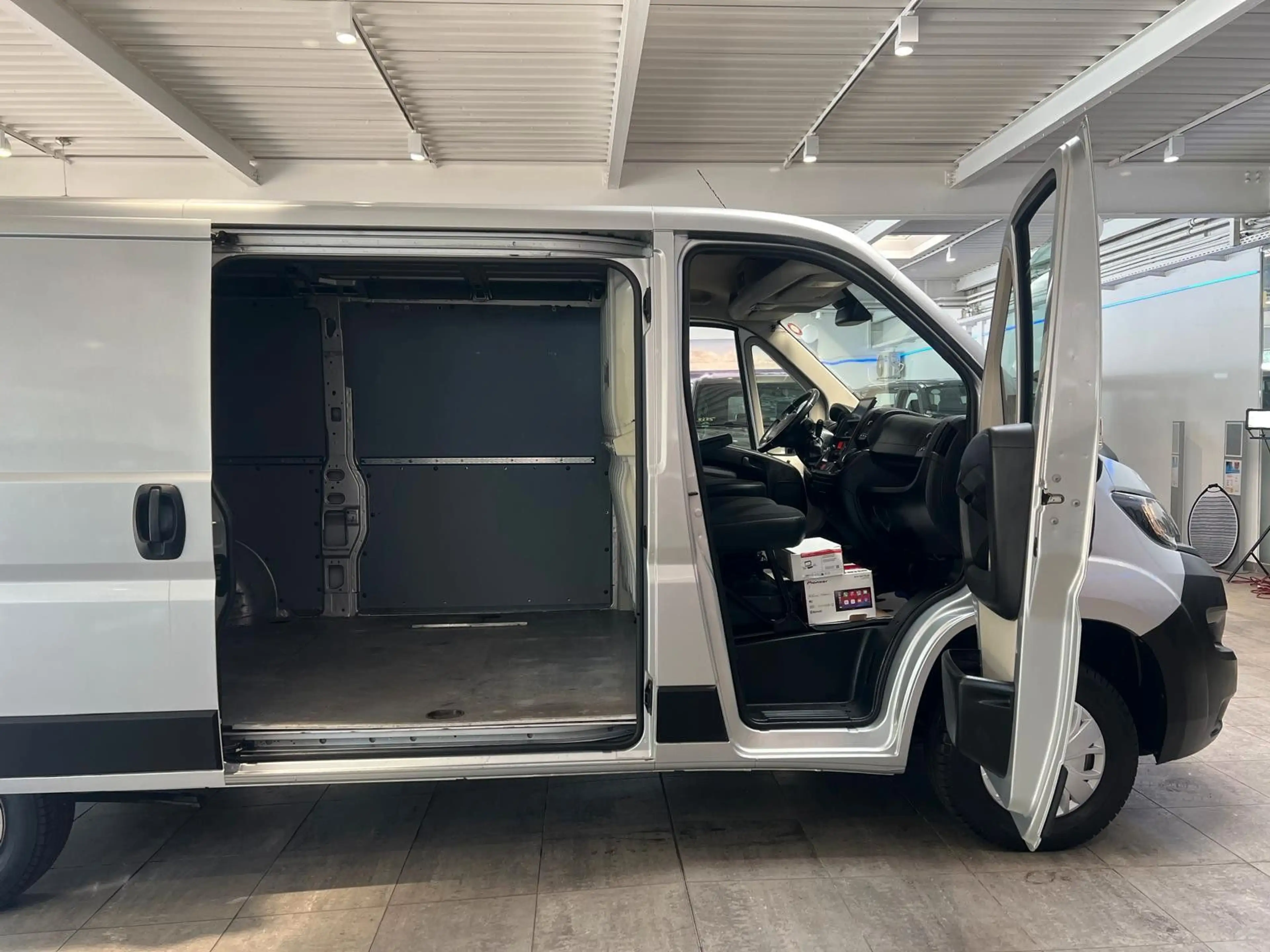 Peugeot Boxer HDI *Lange Version*L2-H1*Klima*Kamera*1.HD — photo 8