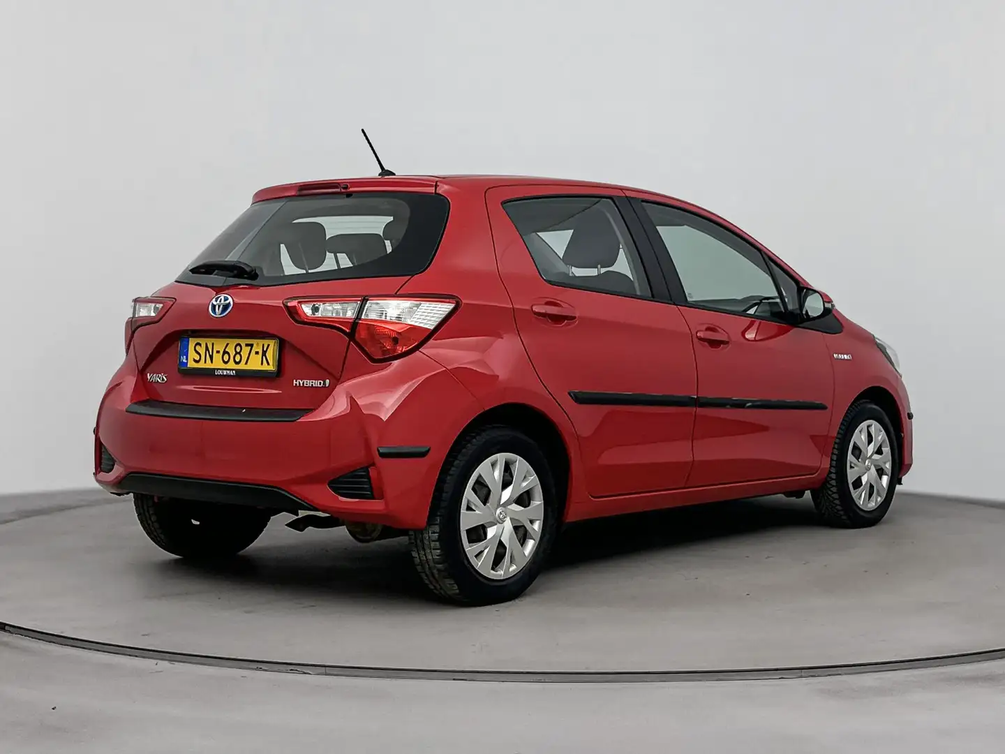 Toyota Yaris 1.5 Hybrid Aspiration | NL auto | dealeronderhoude Rouge - 2