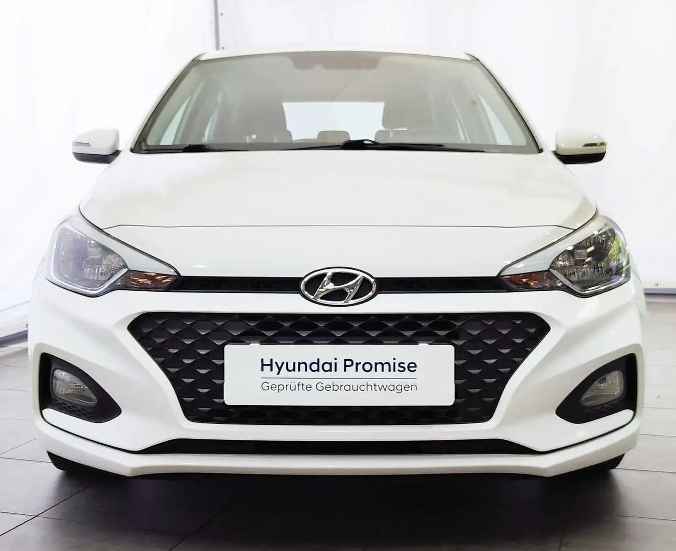 Hyundai i20 1.2 Klima PDC Bluetooth LM Allw. SHZ Weiß - 2