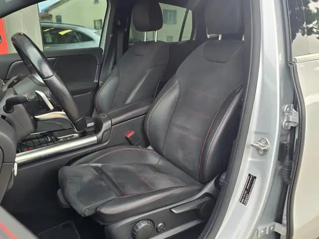 Mercedes-Benz Gla view 6