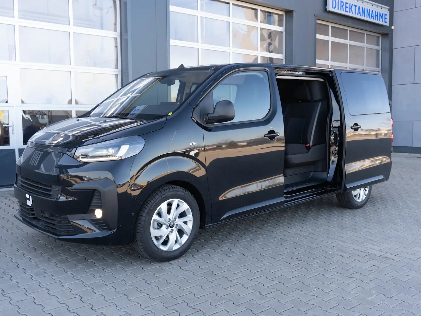 Fiat Scudo MultiCab L3 180 AT/ Vollausstattung + AHK Noir - 2