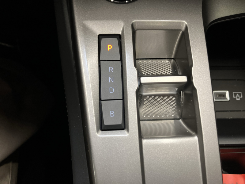Peugeot 408 225 PHEV GT ACC+Alcantara+Schiebedach — photo 13