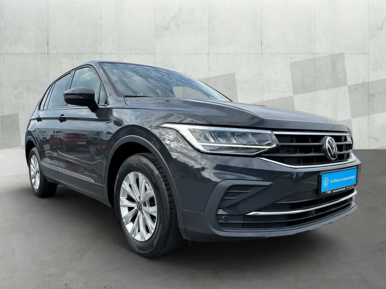 Volkswagen Tiguan 2.0 TDI +AHK +LED +ACC +NAVI +SHZ +17" +APP-CONN, миниатюра 4