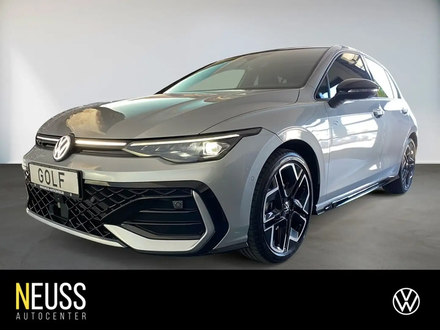 Volkswagen Golf 1.5 eTSI DSG R-Line AHK+PANO+HUD+IQ.LIGHT+KAMERA Silber - 1