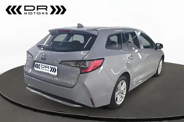 Toyota Corolla view 4