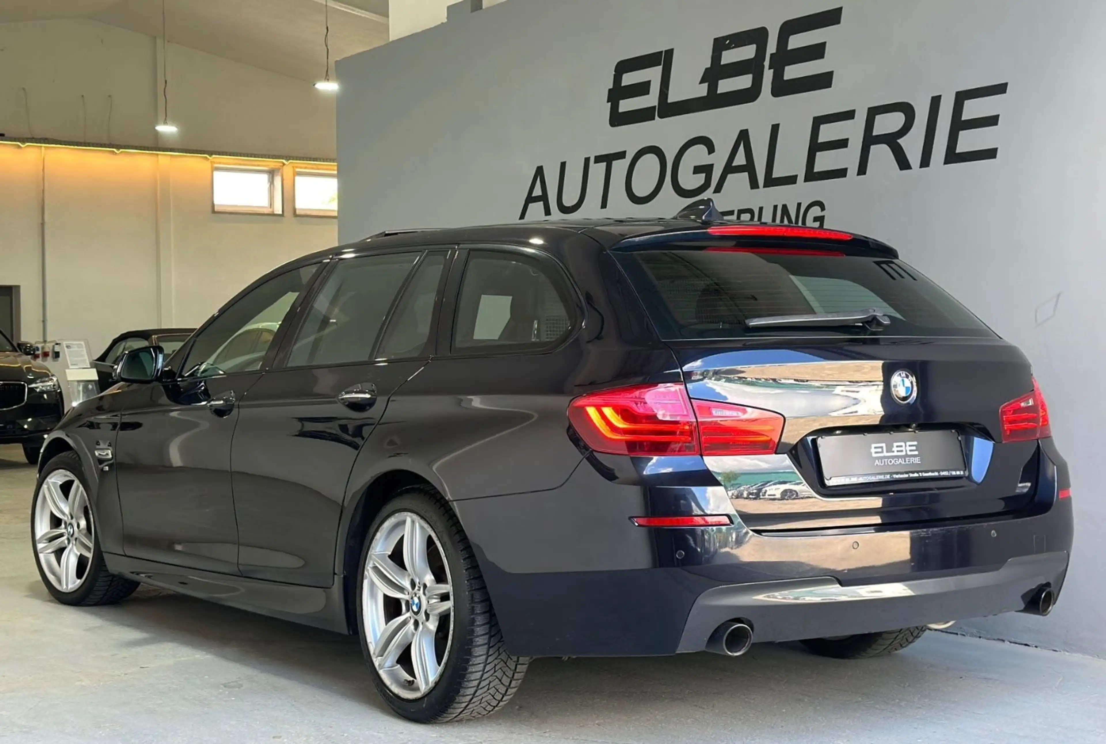 BMW 535 d Touring xDrive M-Sport Voll M-Paket — photo 5