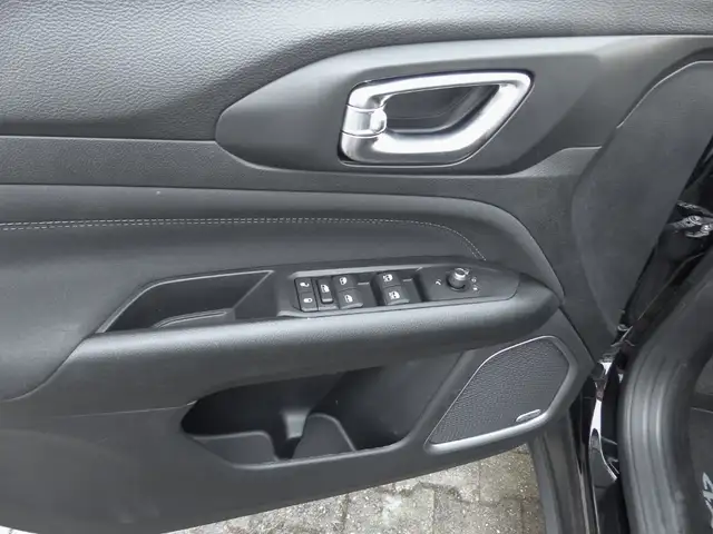 Jeep Compass view 15