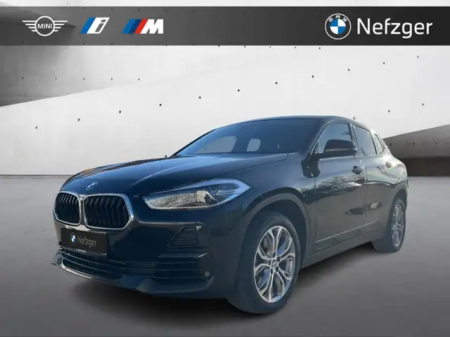 BMW X2 xDrive20i PANO RFK HiFi PDC Park Assistent