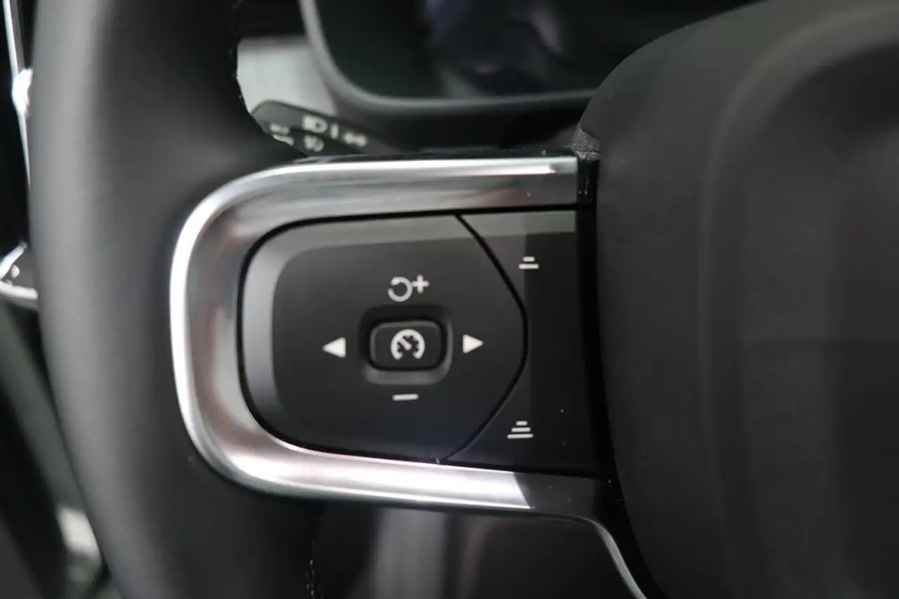 Volvo XC40 B3 Mild Hybrid Plus Dark Leder Adaptieve cruise Control BLIS Camera 360 Memory, миниатюра 19