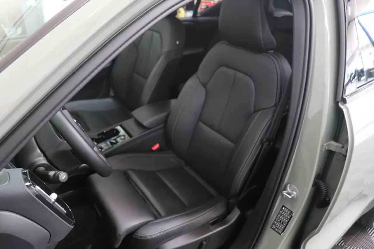 Volvo XC40 B3 Mild Hybrid Plus Dark Leder Adaptieve cruise Control BLIS Camera 360 Memory, миниатюра 4