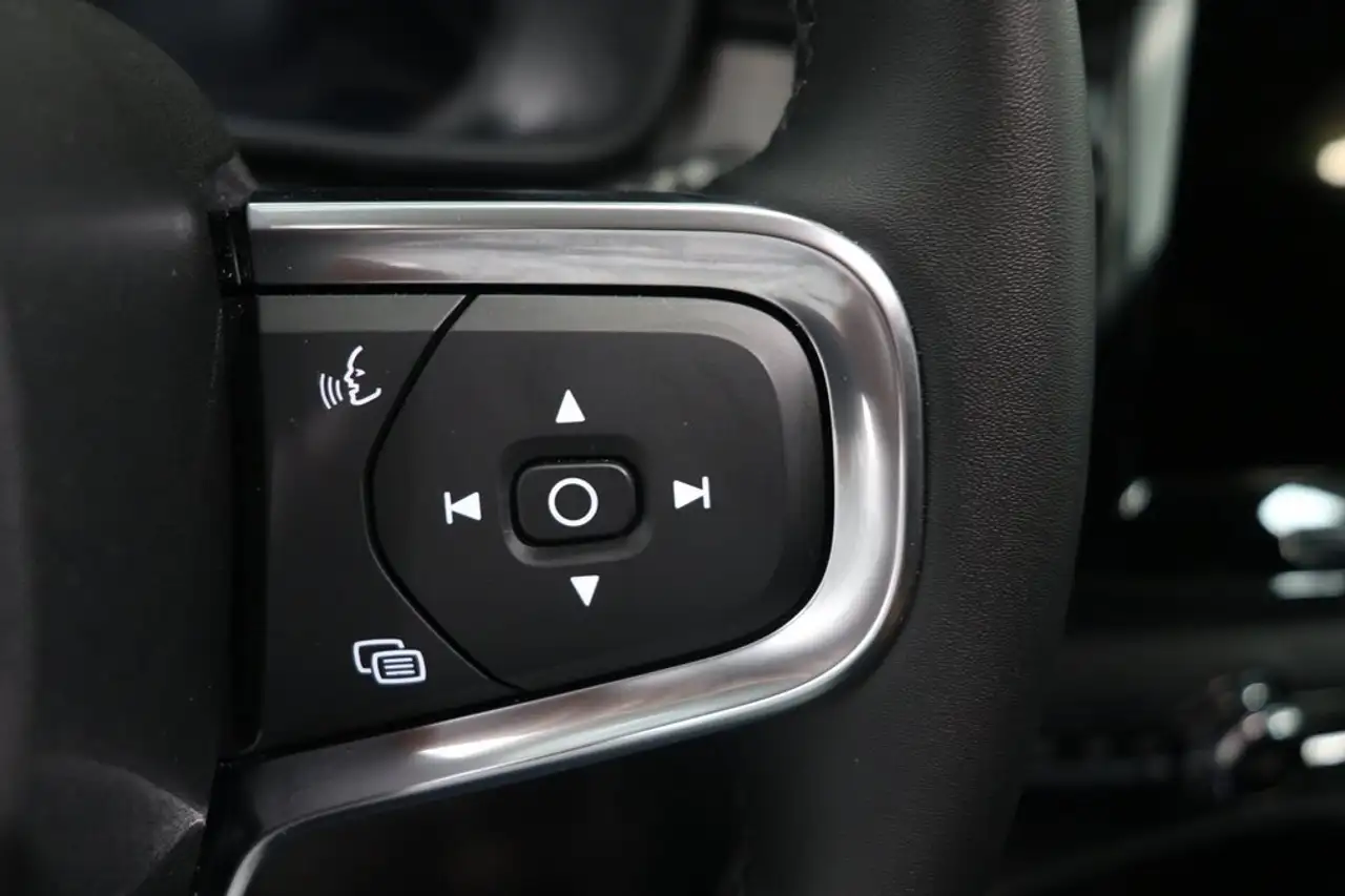 Volvo XC40 B3 Mild Hybrid Plus Dark Leder Adaptieve cruise Control BLIS Camera 360 Memory, миниатюра 20
