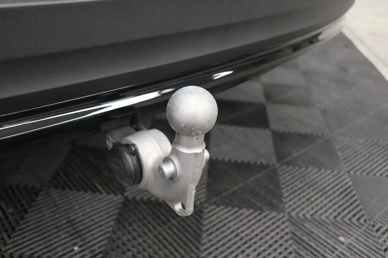 Volvo XC40 B3 Mild Hybrid Plus Dark Leder Adaptieve cruise Control BLIS Camera 360 Memory, миниатюра 30